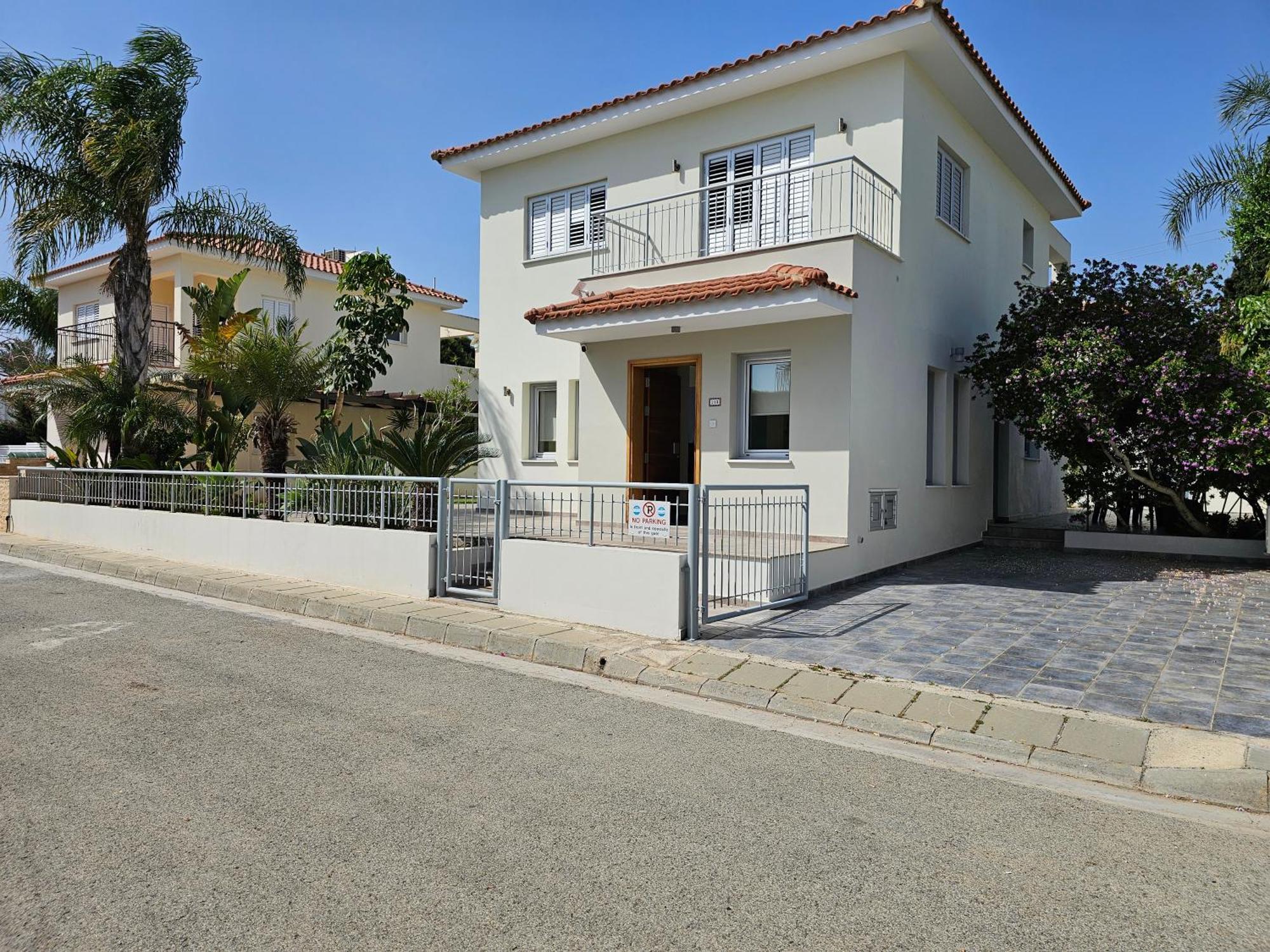 Family Home Protaras Exterior photo